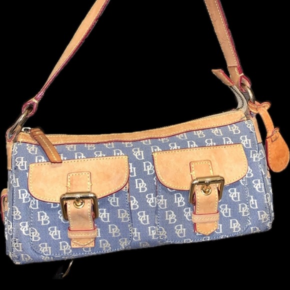 Dooney and Bourke MYSTERY BOX BAGS WALLETS AND Listing for a Live Show or offer - Picture 2 of 6